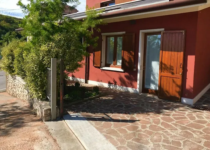 Cris Apartments